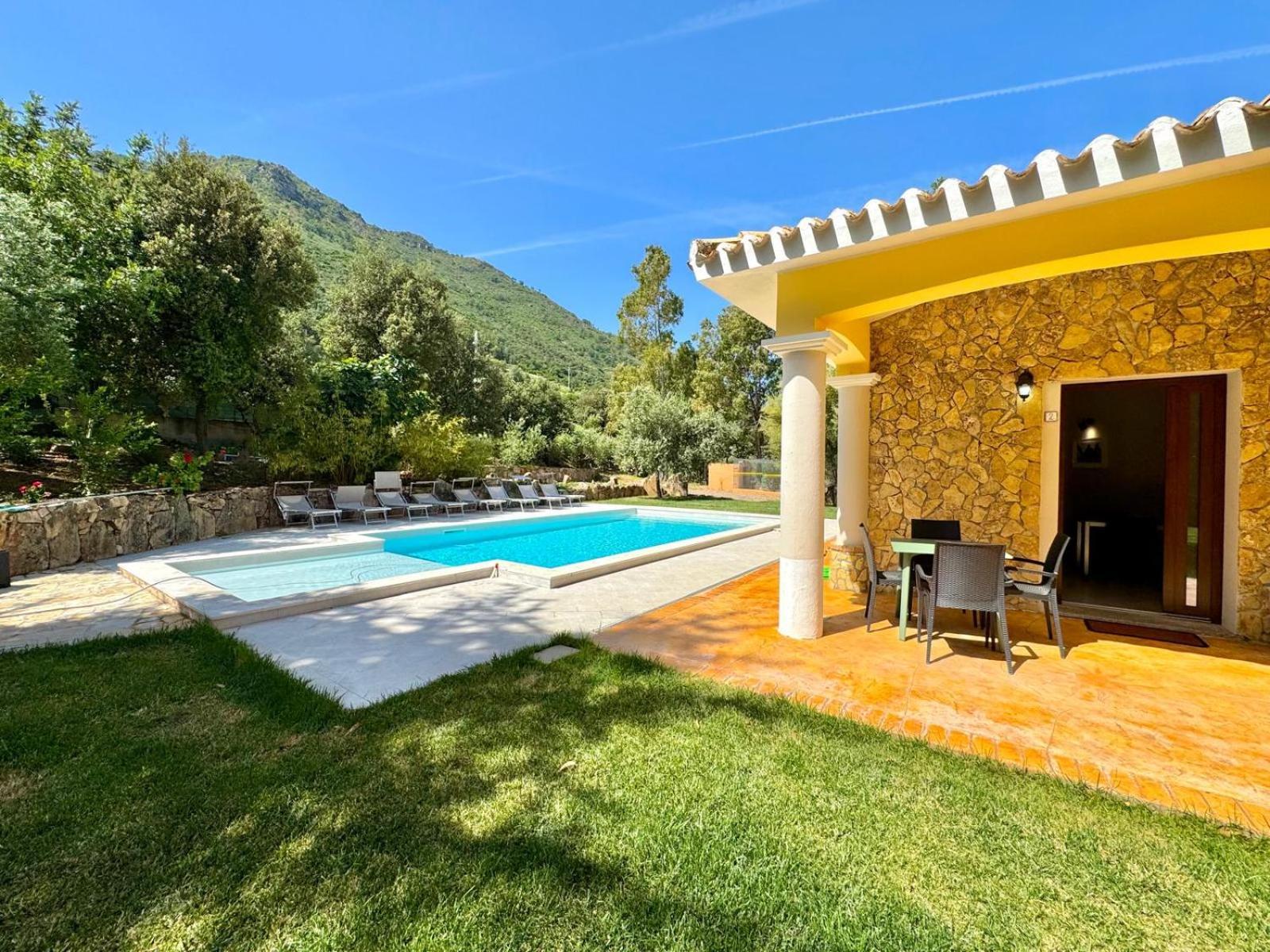 Villa With Pool Cardedu Exteriér fotografie