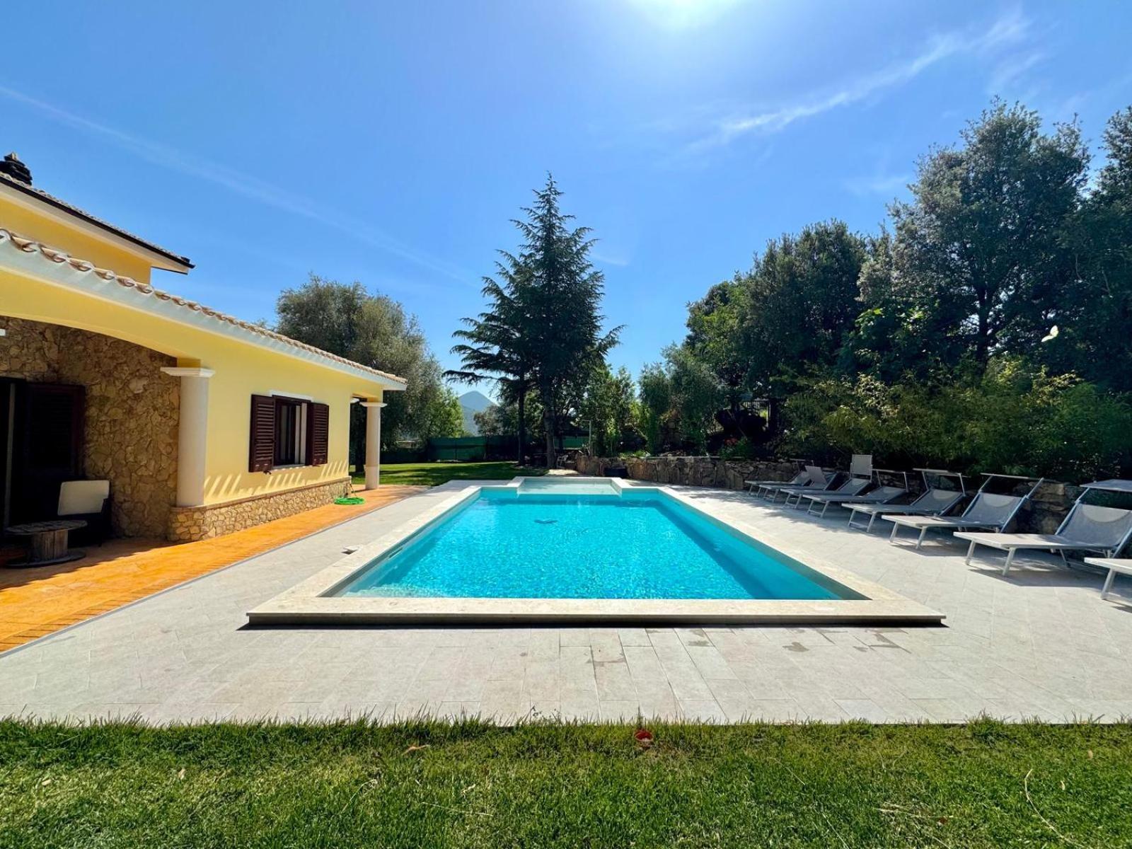 Villa With Pool Cardedu Exteriér fotografie
