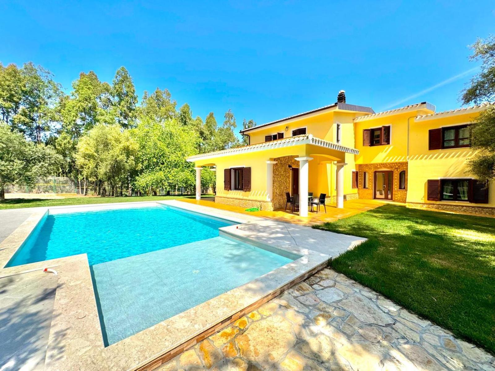 Villa With Pool Cardedu Exteriér fotografie
